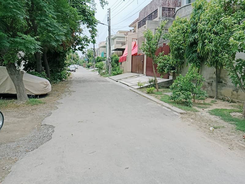 20 Marla Residential Plot For Sale In PCSIR Prime Location, Demand 48,500,000 PKR 0