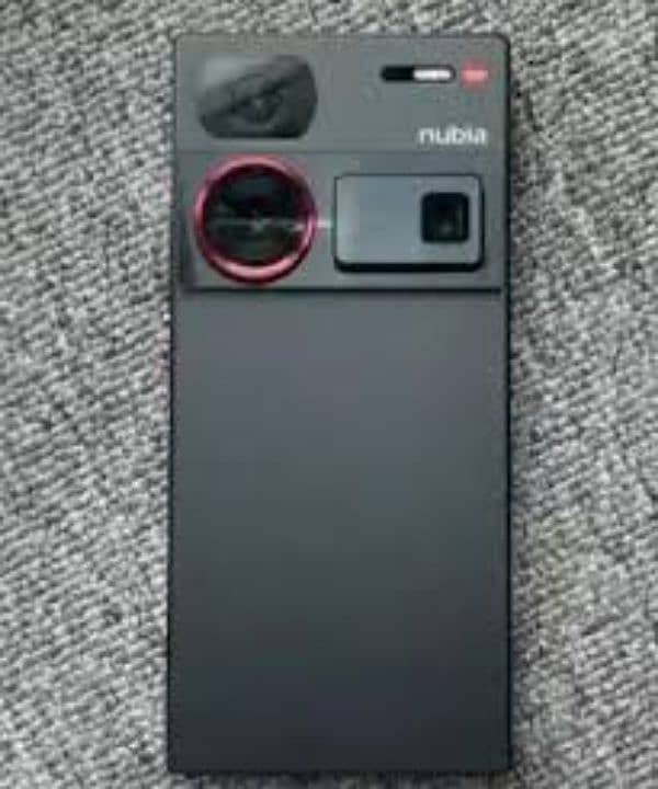 ZTE Nubia Z60 Ultra 0