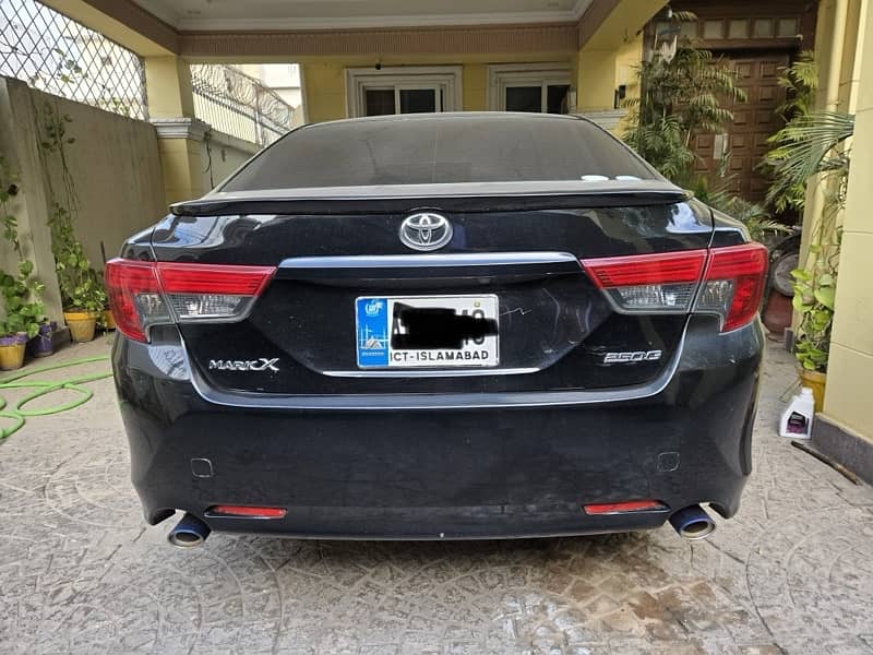 Toyota Mark X 2011 15