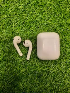 Original Apple Airpods 2nd Gen