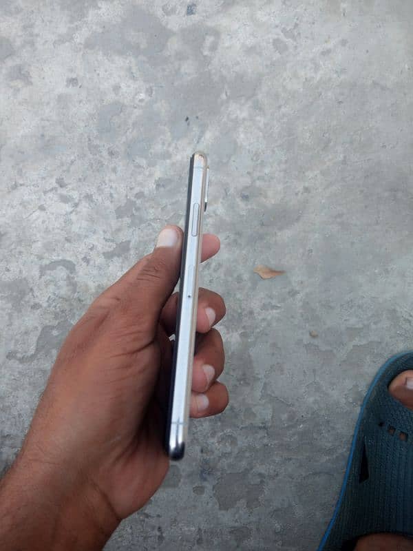 iphone x 64gb ,,PTA APPROVED, 4