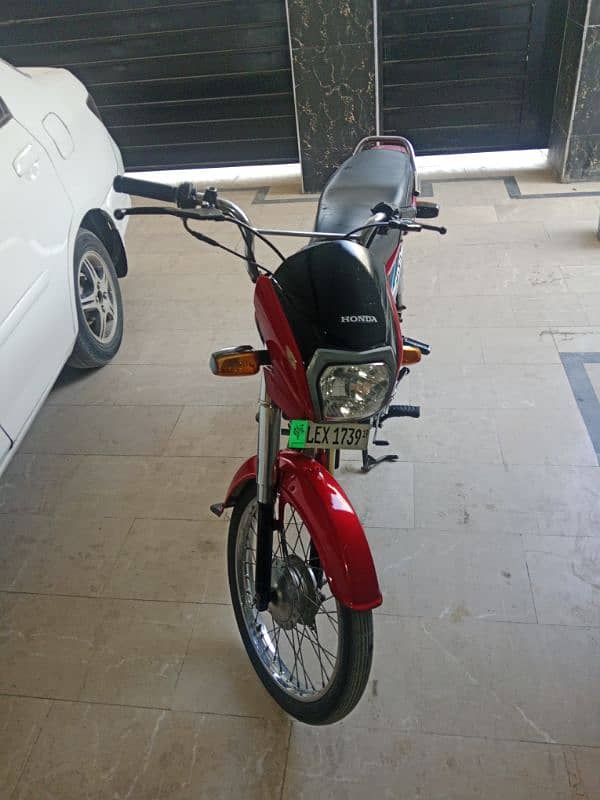 Honda cd 70 dream 6