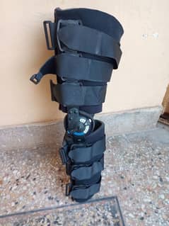 adjustable knee support mobilizee