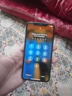 iPhone X's non pta all ok back Tori c crack