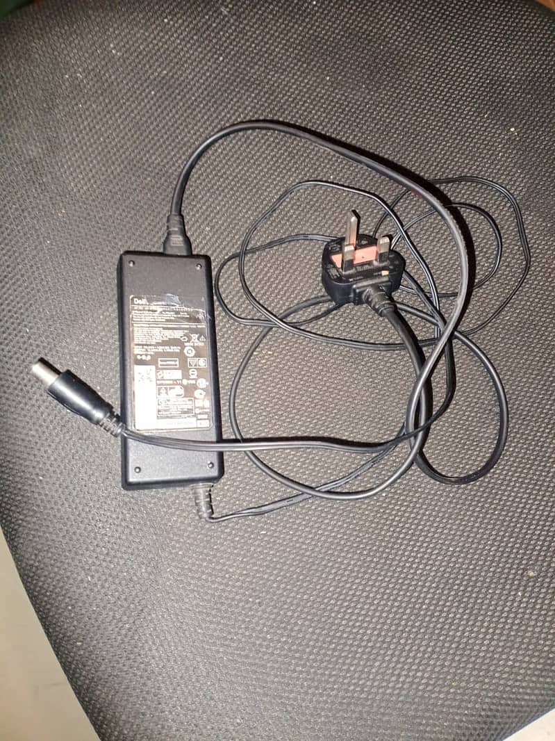 DELL LAP TOP CHARGER 3