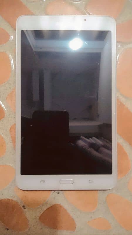 Samsung Tabs SM. T280 . . condition 10/10 Koi problem nhi OK set ha in. 4