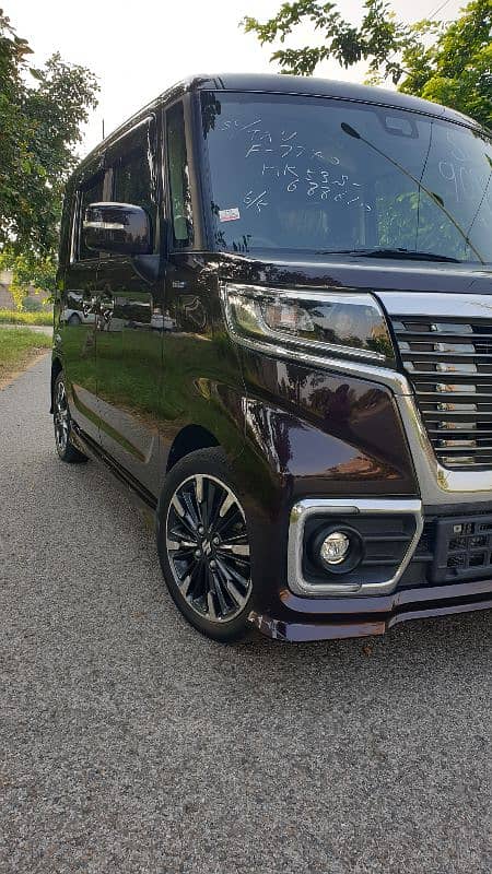 Suzuki Spacia custom hybrid 2020 model top of line 1