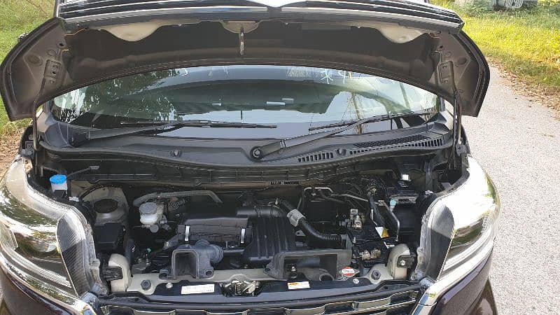 Suzuki Spacia custom hybrid 2020 model top of line 9