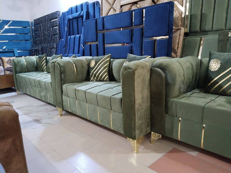 corner Sofa / L shaped corner sofa / 3,2,1 Six seated sofa / 15