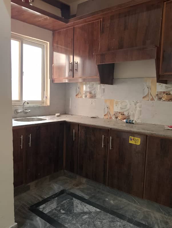 4 Marla Upper Portion for Rent in Al Hamra Town for Family 5