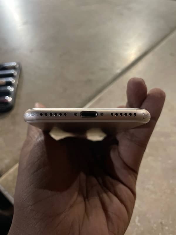 Iphone 7 128GB PTA approved 4