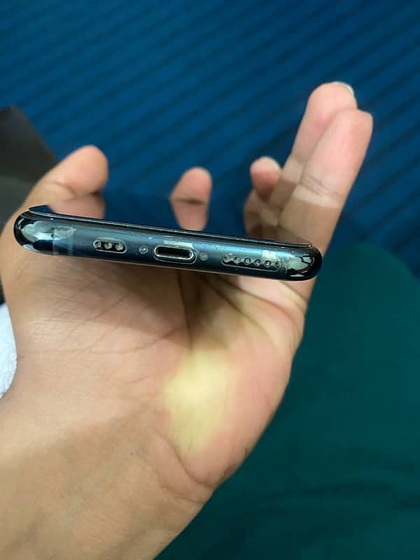 IPHONE 11 PRO PTA APPROVED 256 GB 3