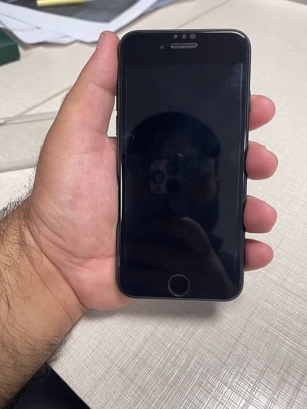 iphone SE 2020 128Gb PTA Approved 3