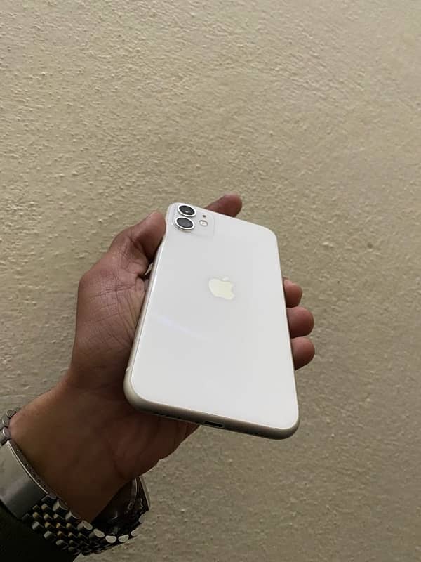 Apple IPhone 11 1