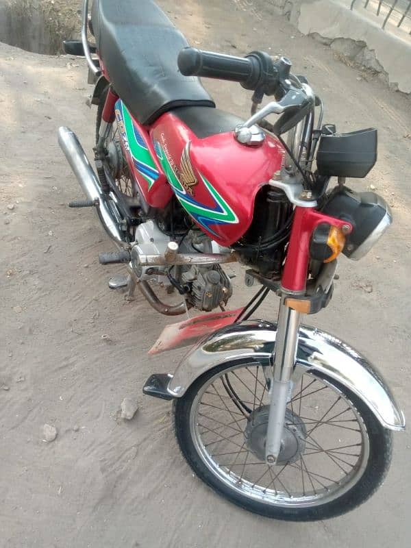 Honda 70 Good candishn copy later ok 03038356796 1