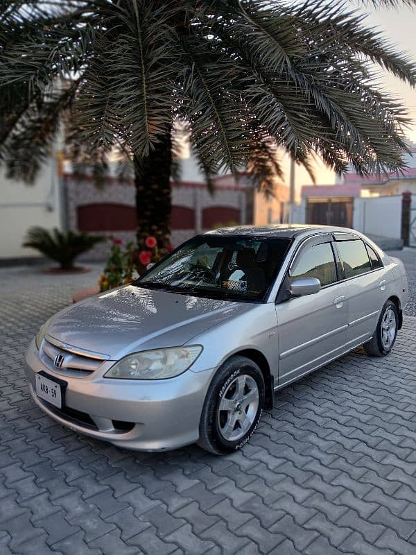 Honda Civic EXi 2005 1