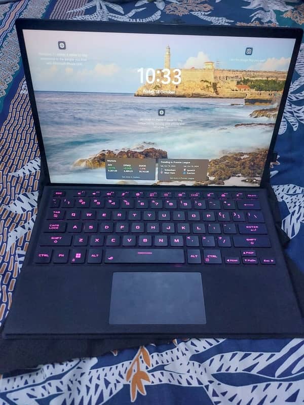 Asus Rog z13, 10/10 condition along with extra accessories 2