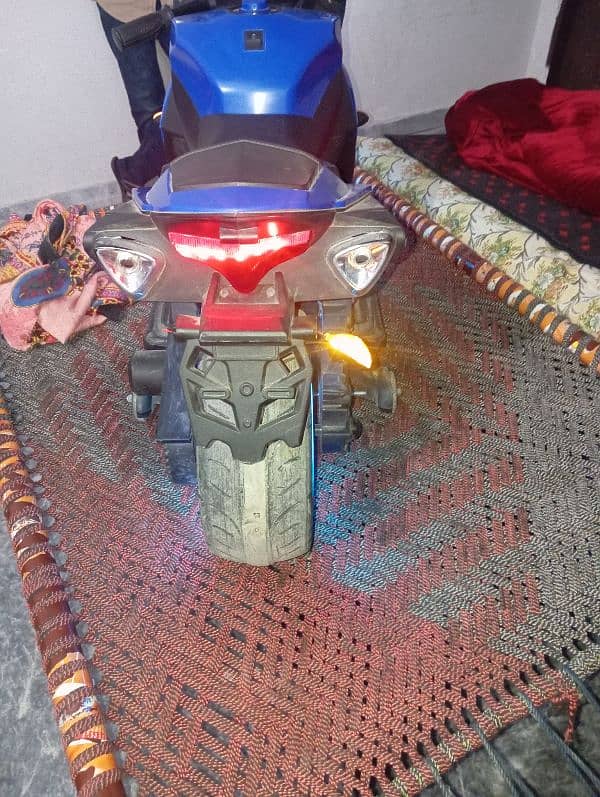 Kids Bike battery  operated for Sale almost new (one months used) 4