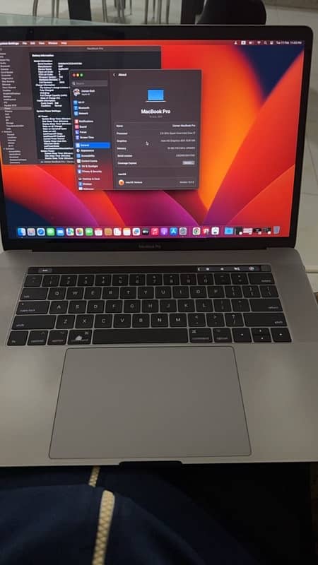 Macbook pro, 2017 15inch space grey 512gb 0