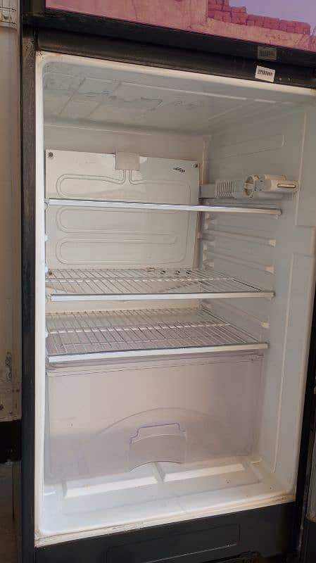 Dawlance Glass Door New Fridge Medium Size 7