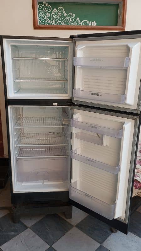 Dawlance Glass Door New Fridge Medium Size 8