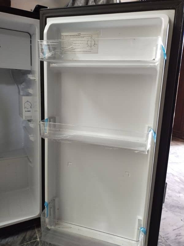 small fridge with small freezer inside best for students/small family 1