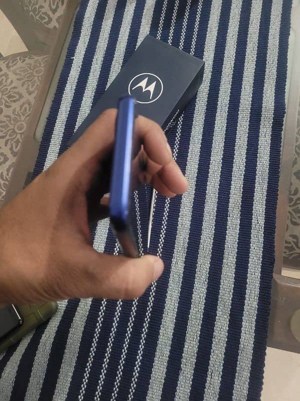 moto g stylus 2022 6gb 128gb non pta 4