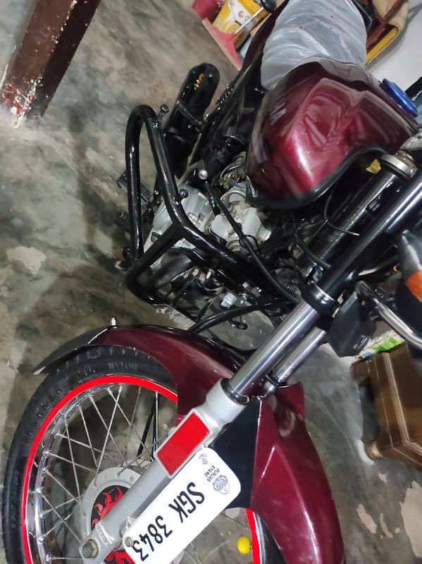 Yamaha 125 ybz for sale: WhatsApp number:03454052804 6