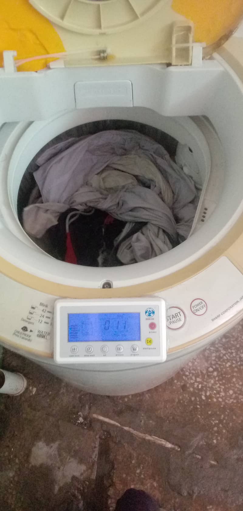 Fully auto washing machine 12kg full working condition just buy & use 0