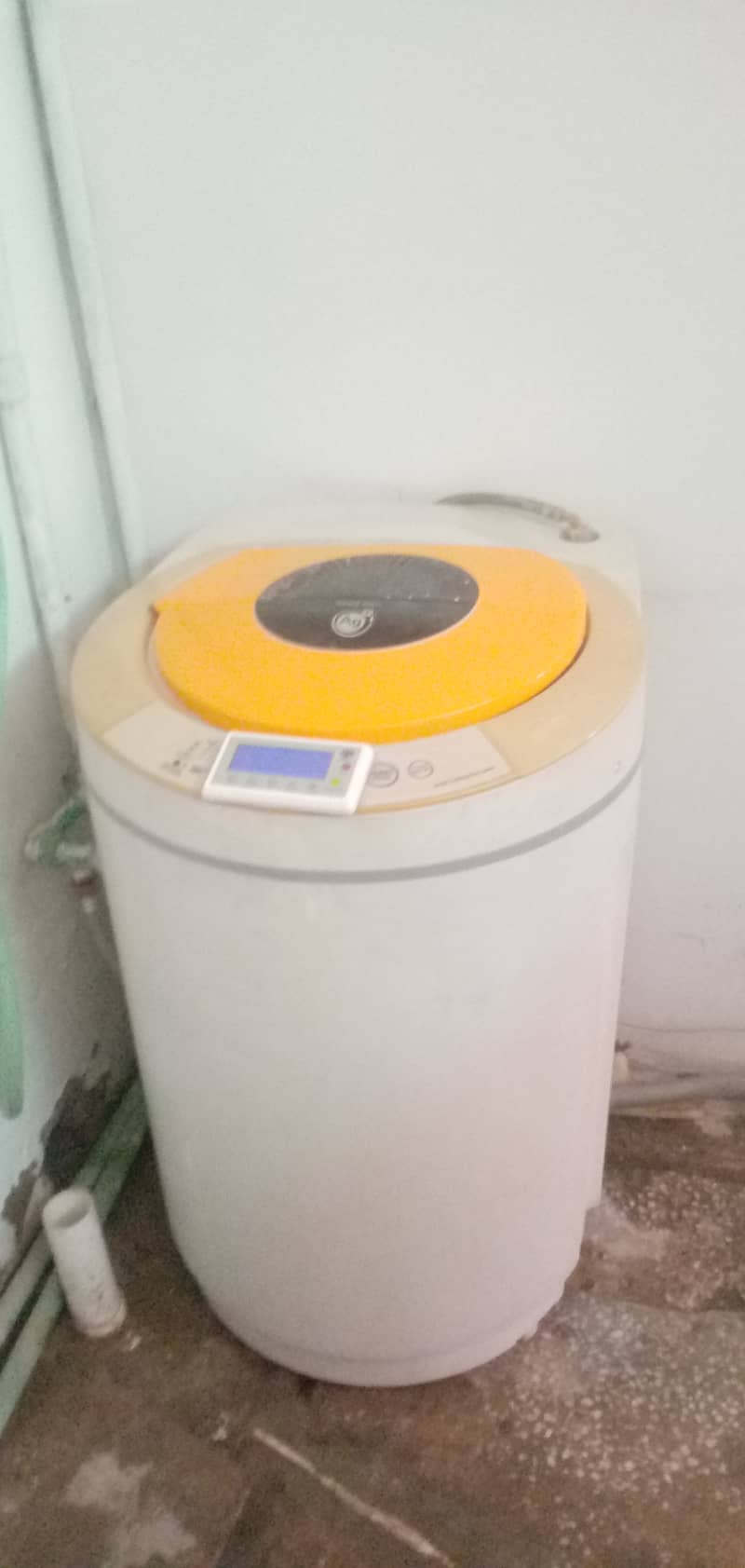 Fully auto washing machine 12kg full working condition just buy & use 1