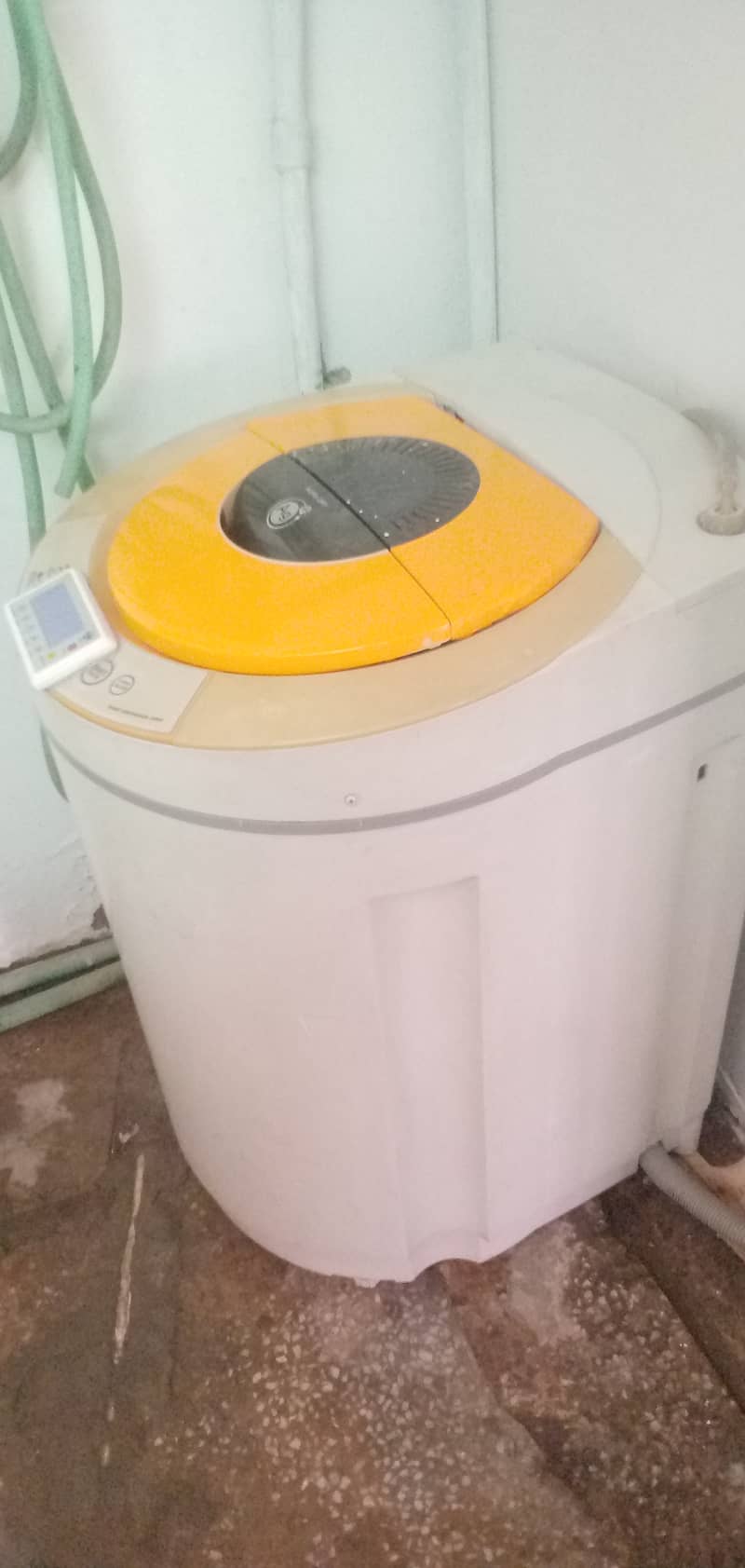 Fully auto washing machine 12kg full working condition just buy & use 3