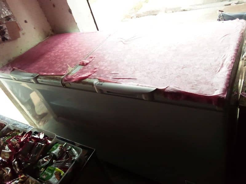 Hair depfreezer dabal door model number . . . HDF535fc good condition 14