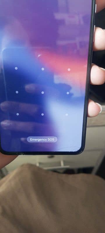 oneplus 9 minor front crack 1