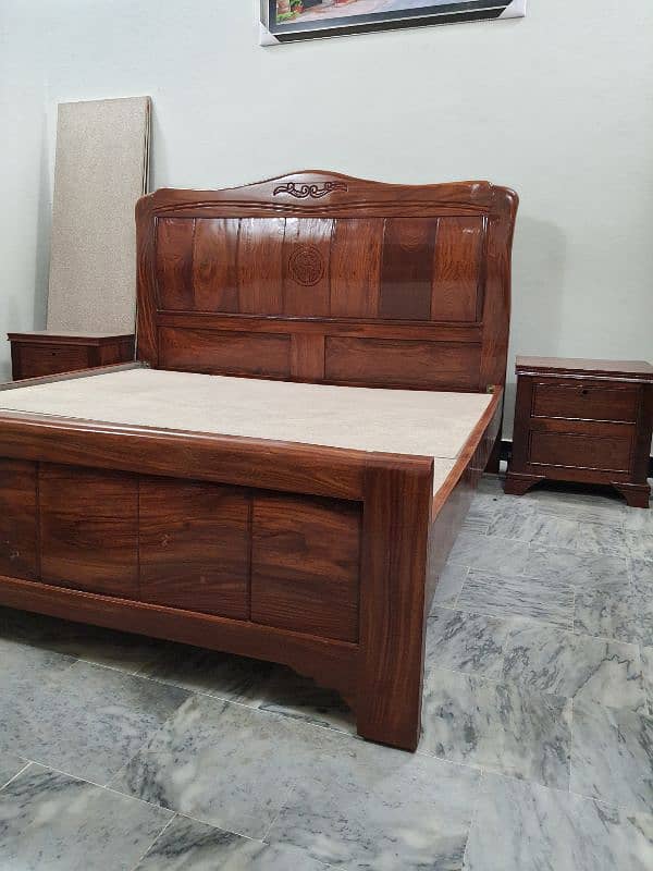 Seesham Solid wood bed set King size New Not used solid wood (call me) 3