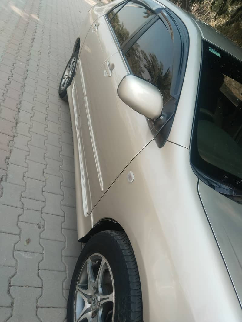 Toyota Corolla Altis 2005 7