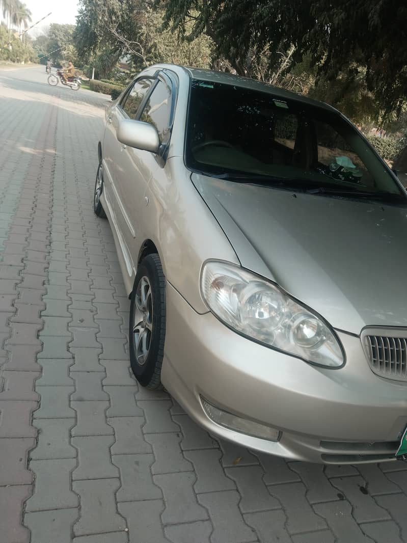 Toyota Corolla Altis 2005 11