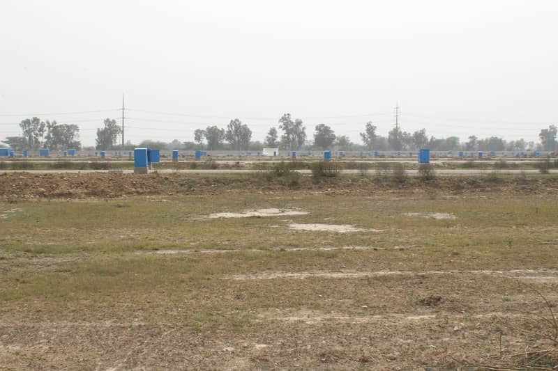 1 KANAL PLOT NEAR H 1133 NEAR TO POSSESSION 4