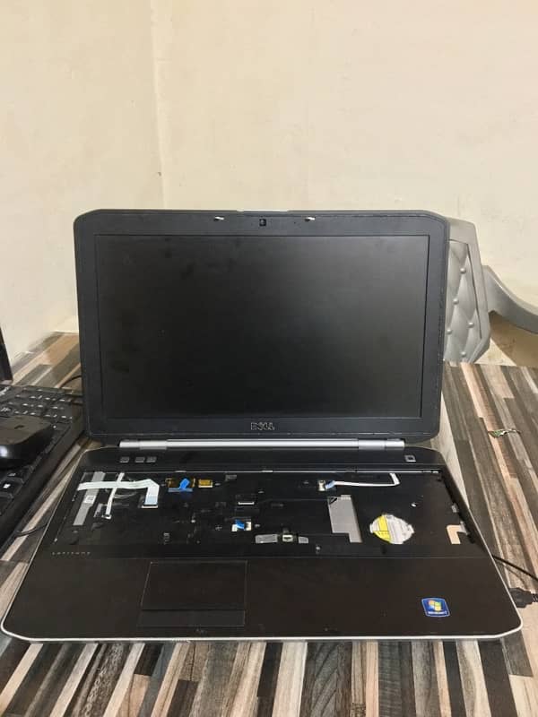 Dell laptop 128 SSD core i5 1