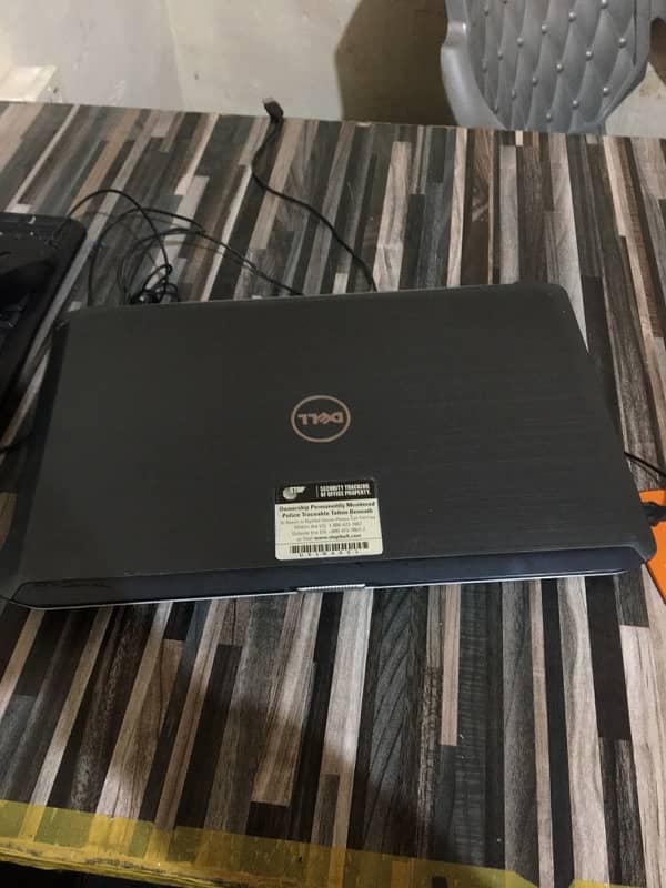 Dell laptop 128 SSD core i5 2