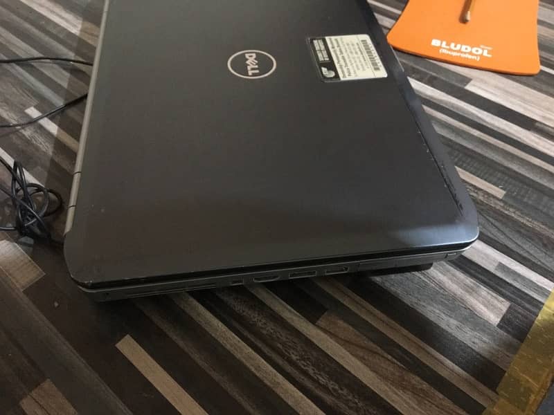 Dell laptop 128 SSD core i5 6