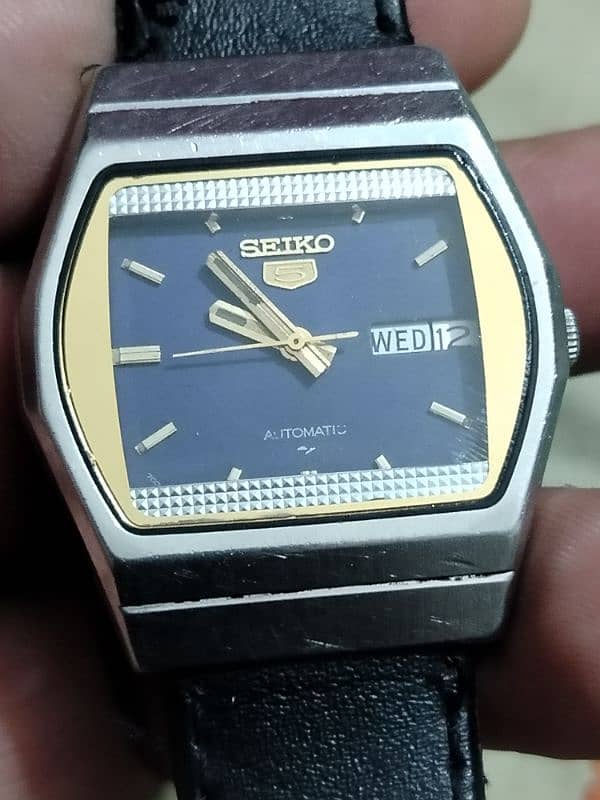 Antique Orient vintage Japan watch Seiko 5 citizen Raketa West end 13