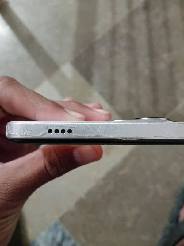 vivo y19s 4