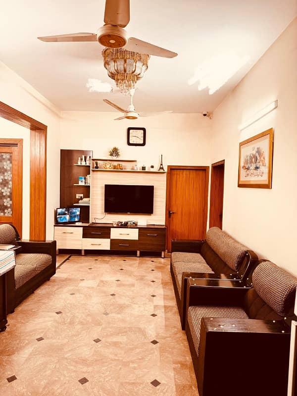 10 Marla Single Storey For Sale In PCSIR Staff Colony Block A 0