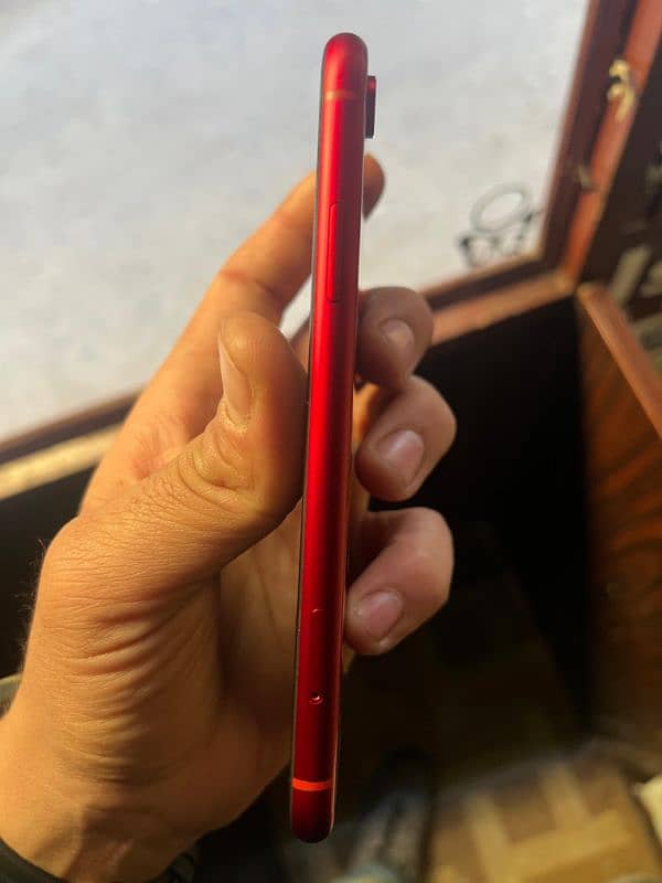 iphone XR NoN PaT 64GP Whatpps Contact 03045003786 3