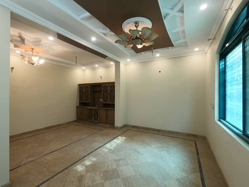 Ready To Buy A Prime Location House In Rehmanpura (Ferozpur Road) Rehmanpura (Ferozpur Road) 4