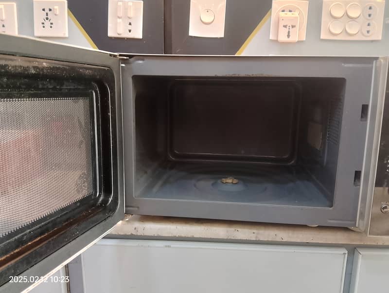 Haier Used microwave oven 2