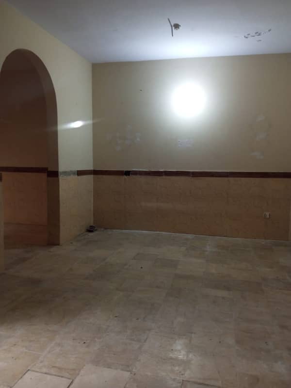 Portion 1st Floor 2 Beds DD West Open In Jhangir Town Near Chase Plus 3