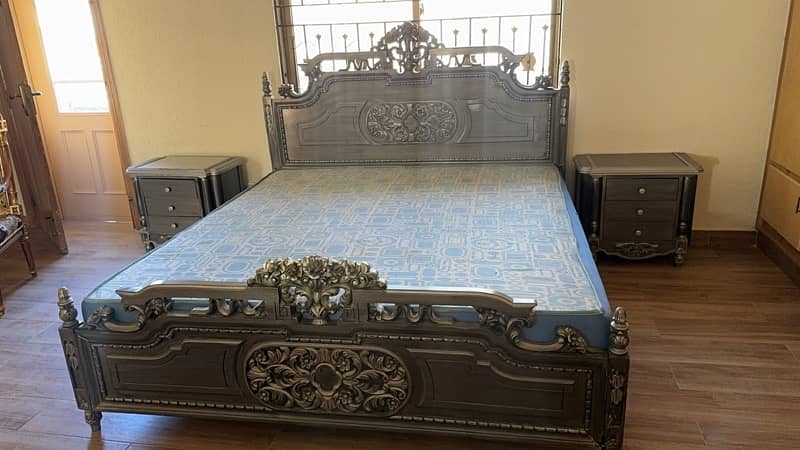 wooden solid bed set with 2 side tables 1 dressing and mattress 2