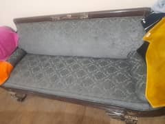 Dewan sofa for sale