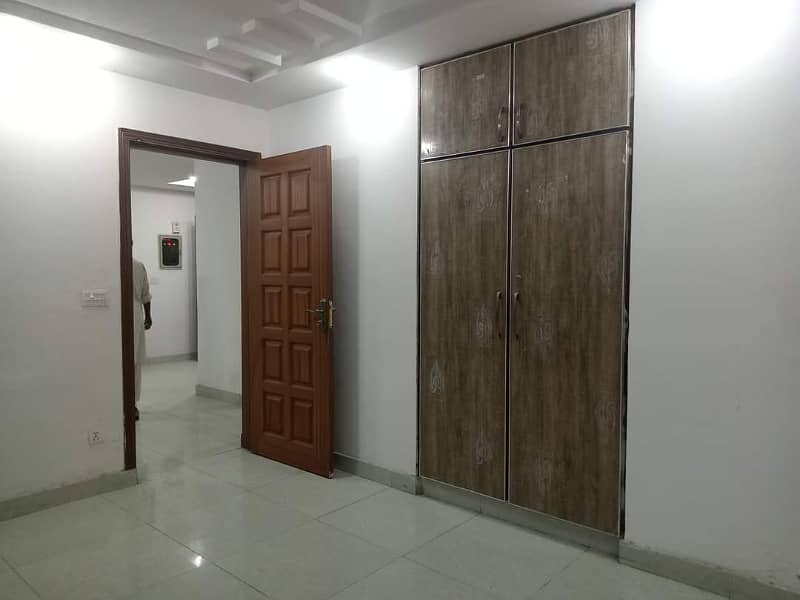 10 Marla Modern Design House For Rent In DHA Phase 2 Block-S Lahore. 4